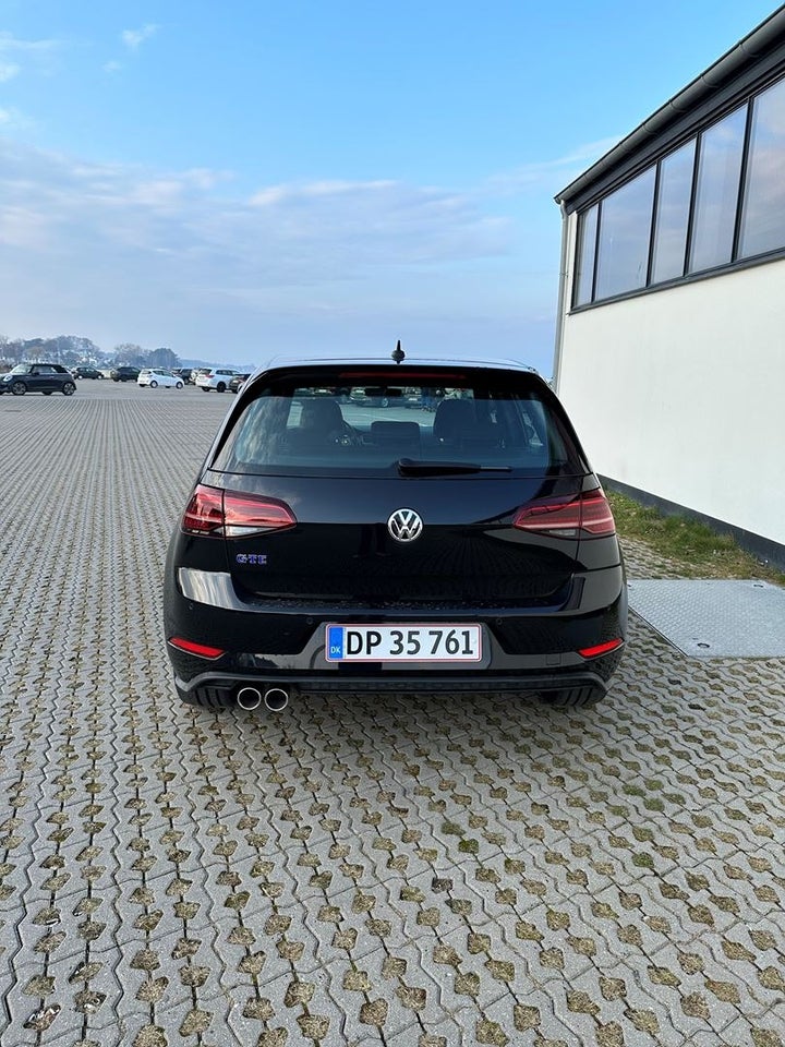 VW Golf VII 1,4 GTE DSG 5d