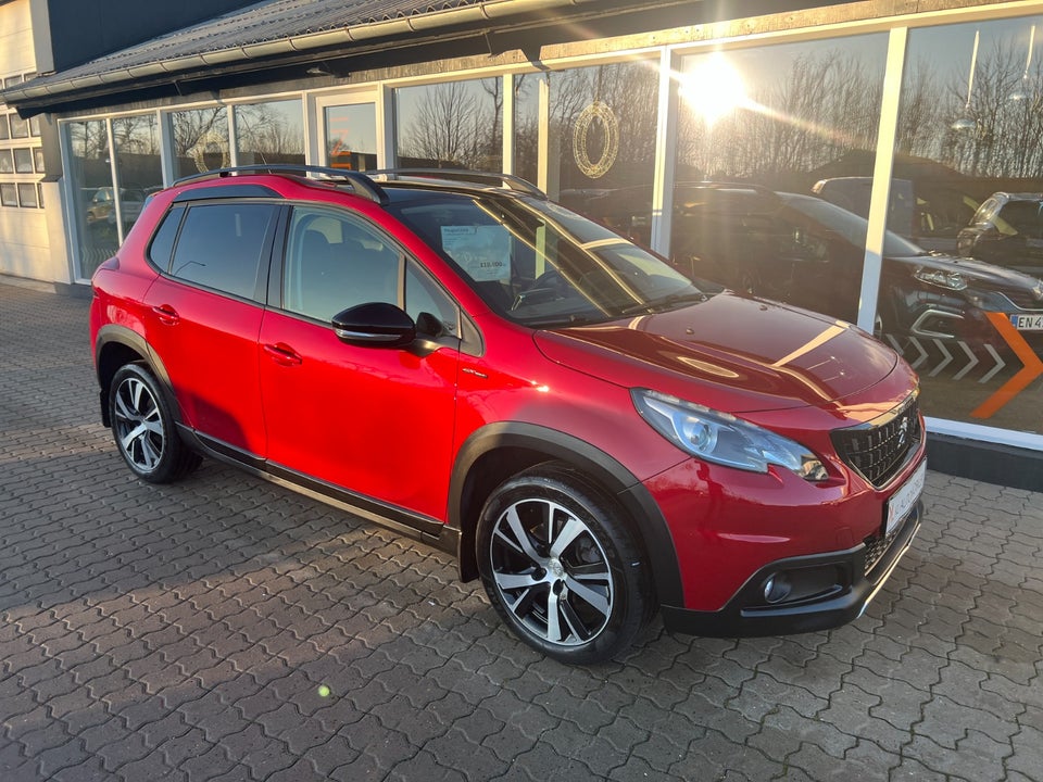 Peugeot 2008 1,6 BlueHDi 120 GT Line Sky 5d