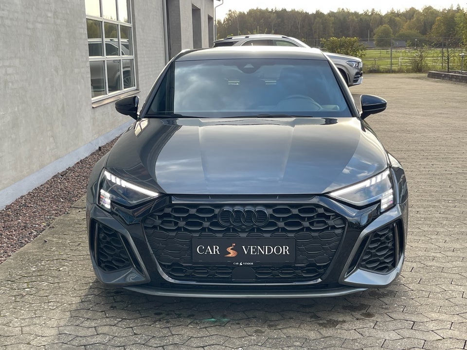 Audi RS3 2,5 TFSi Sportback quattro S-tr. 5d