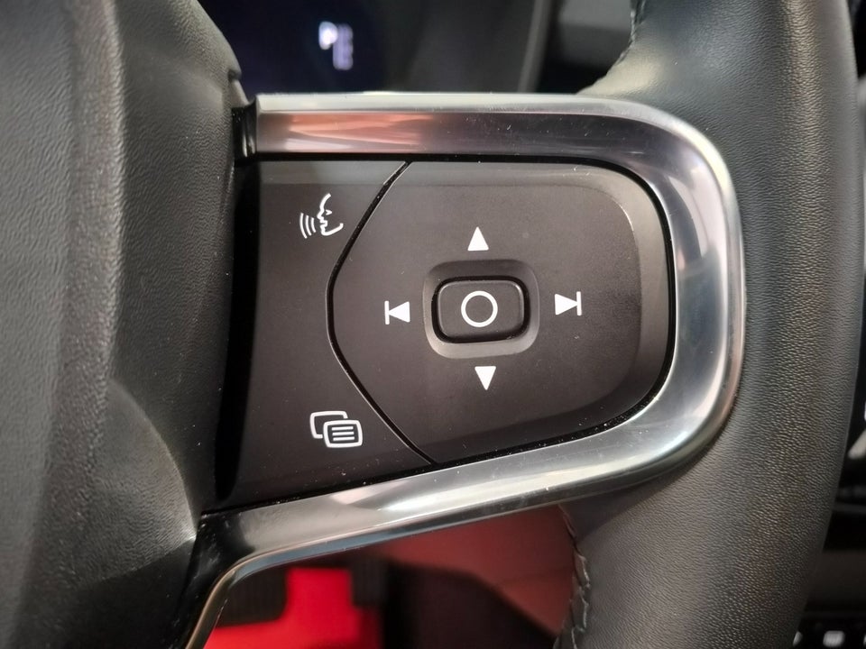 Volvo XC40 P6 ReCharge Core 5d