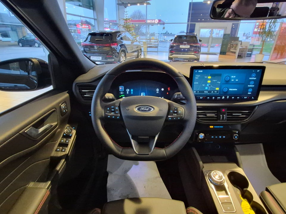 Ford Kuga 2,5 PHEV ST-Line X CVT 5d