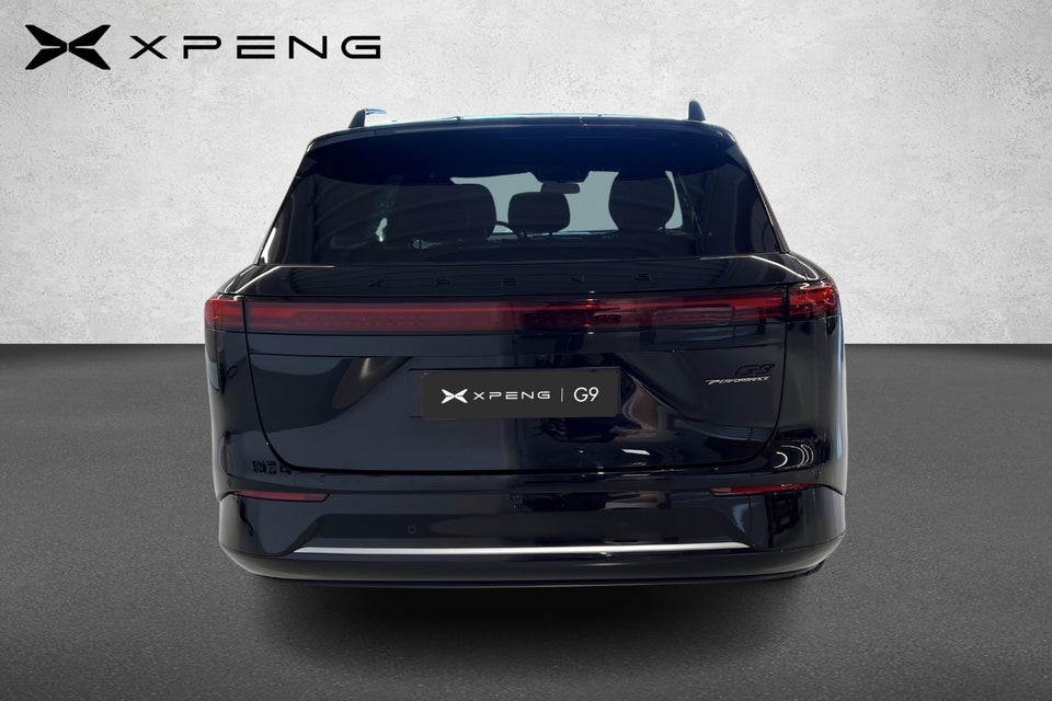 Xpeng G9 Performance 5d