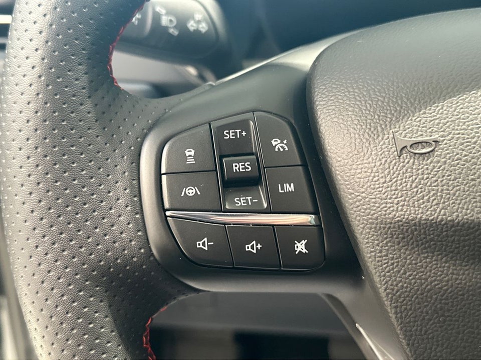 Ford Kuga 2,5 PHEV ST-Line X CVT 5d