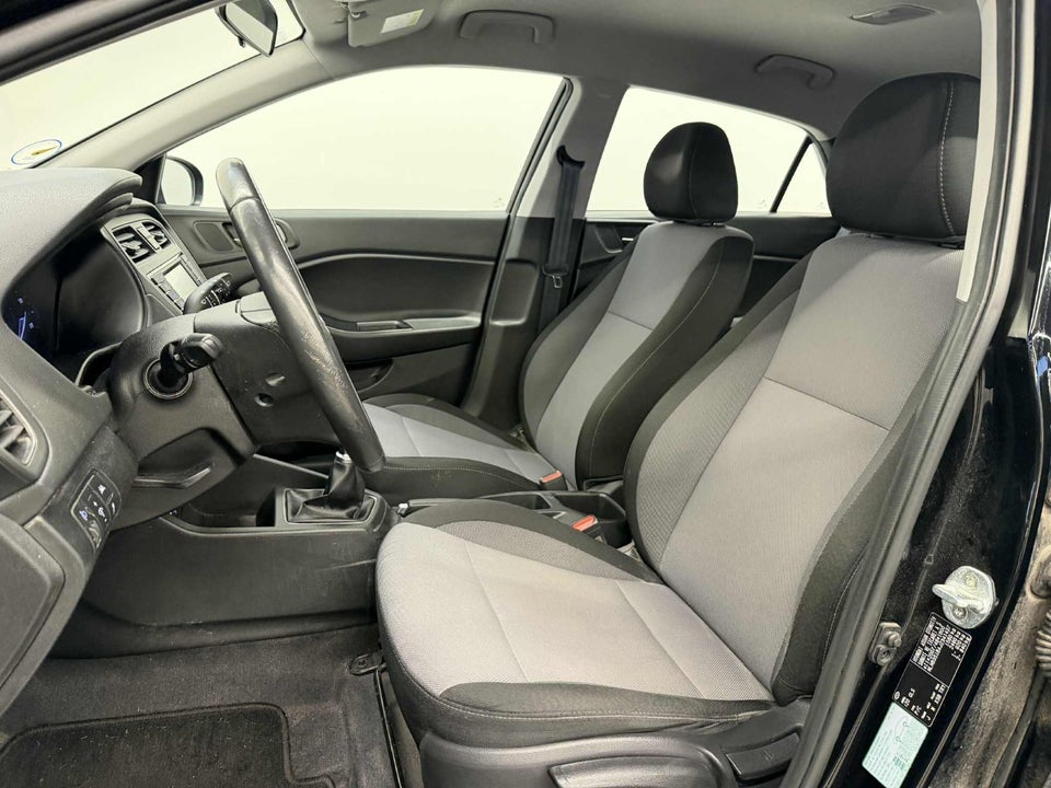 Hyundai i20 1,25 Trend 5d