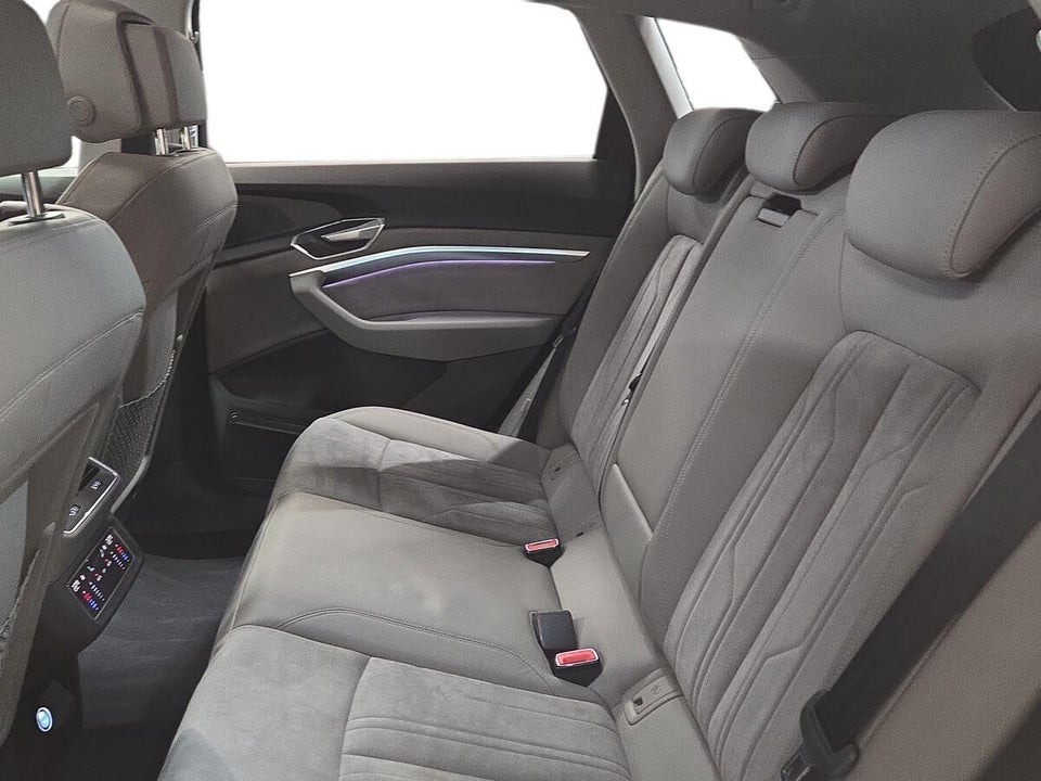 Audi e-tron 55 Advanced quattro 5d