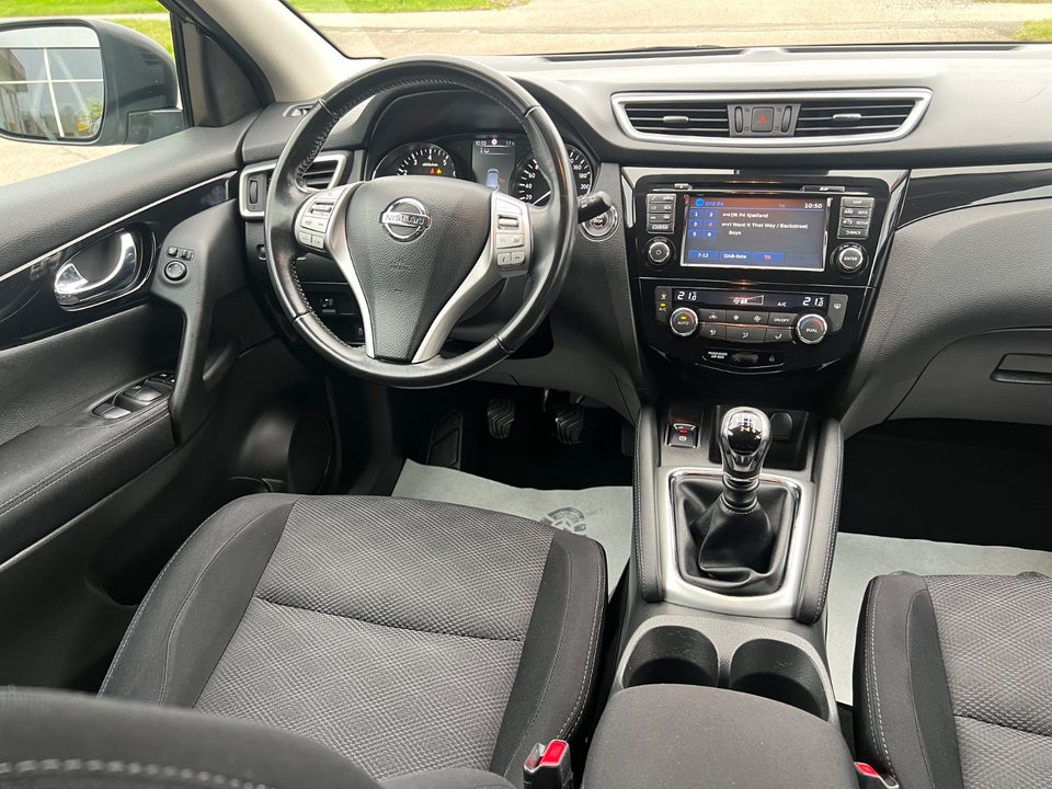 Nissan Qashqai 1,2 Dig-T 115 N-Connecta 5d