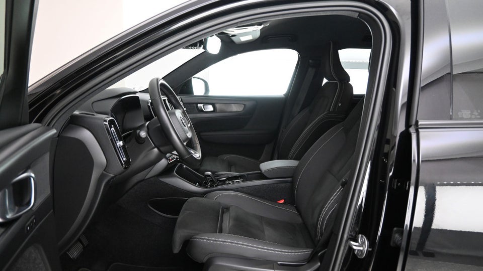 Volvo XC40 1,5 T5 ReCharge R-Design aut. 5d