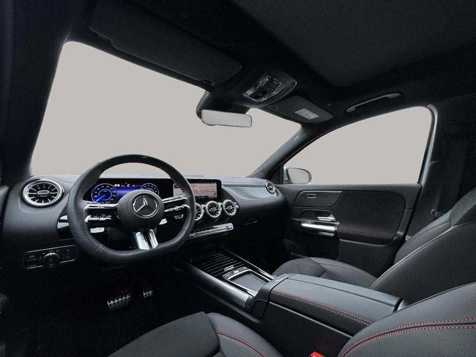 Mercedes EQA300 AMG Line 4Matic 5d