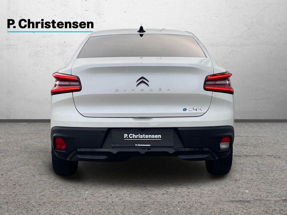 Citroën ë-C4 X 50 Shine 4d