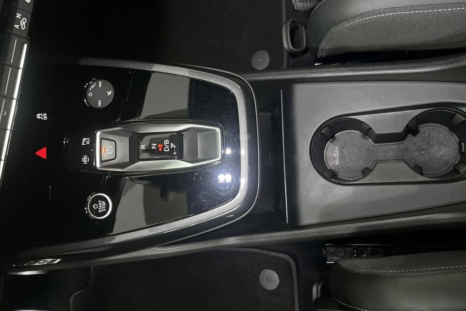 Audi Q4 e-tron 40 Attitude 5d