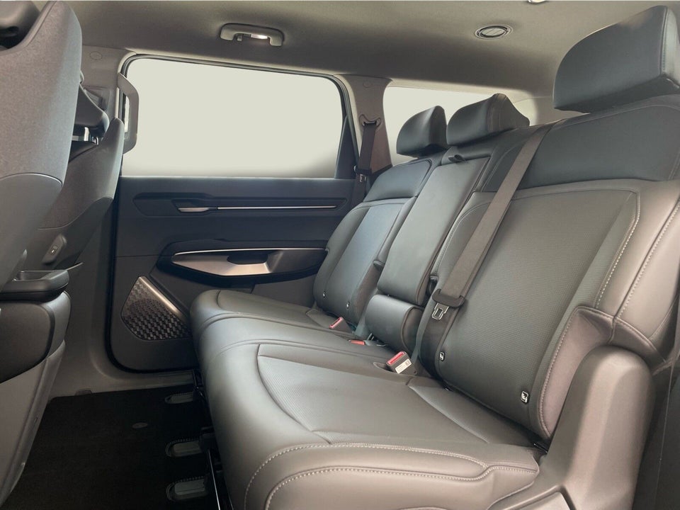 Kia EV9 76 Standard Range Upgrade RWD 7prs 5d