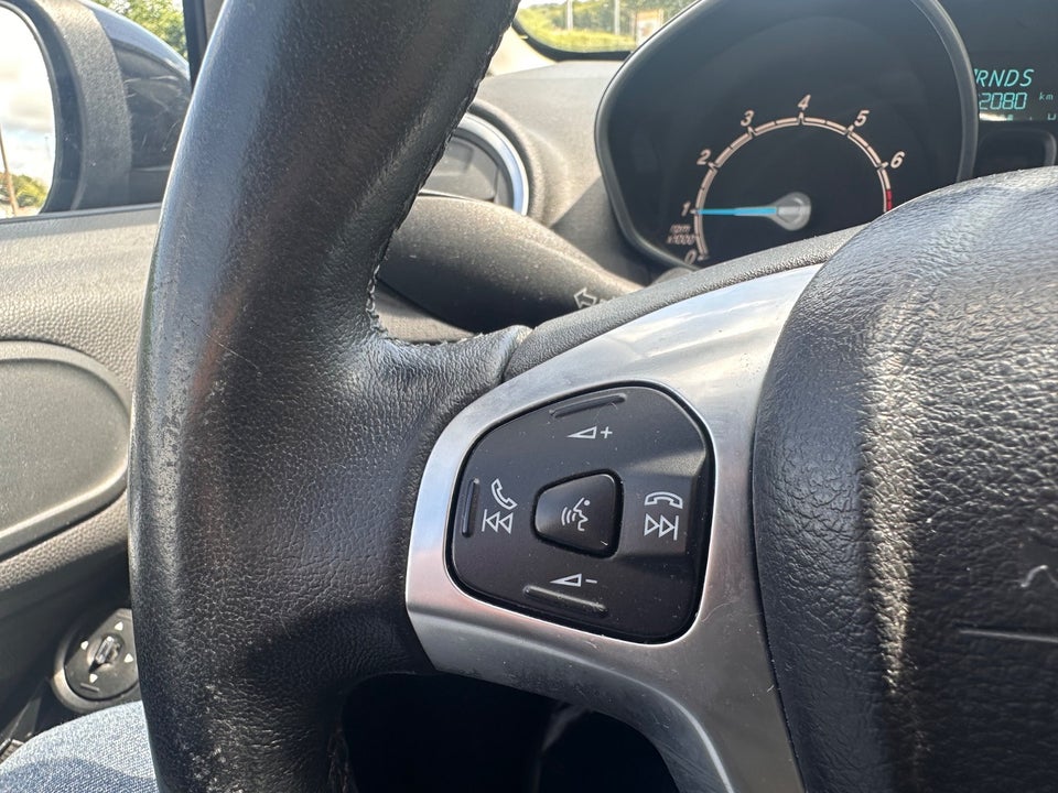 Ford Fiesta 1,0 SCTi 100 Titanium aut. 5d