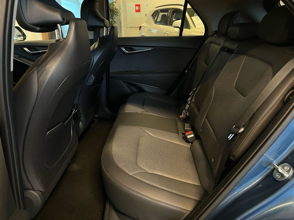 Kia Niro 64 EV Inspiration 5d