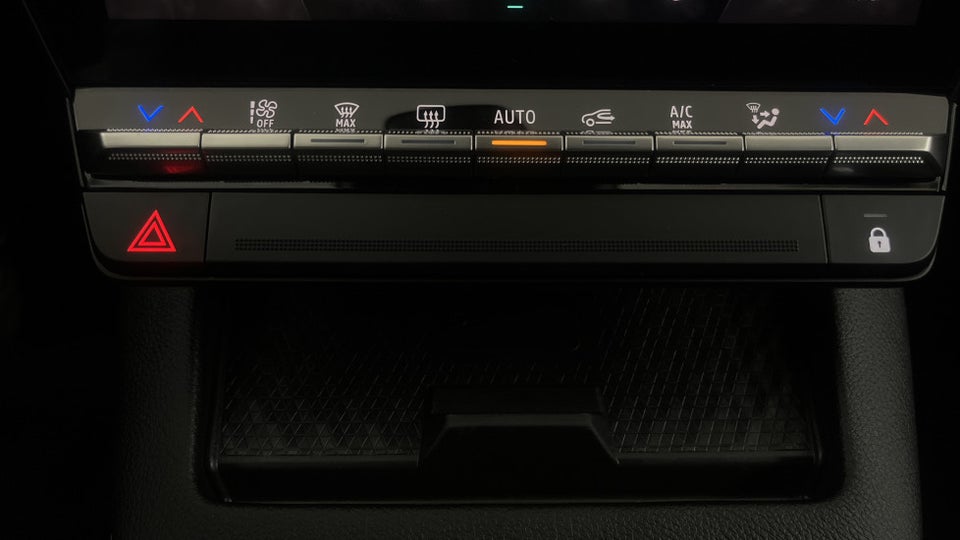 Renault Megane E-Tech 60 Iconic 5d