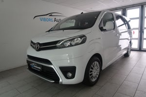 Toyota ProAce Verso, modelår 2022, 98,000 km