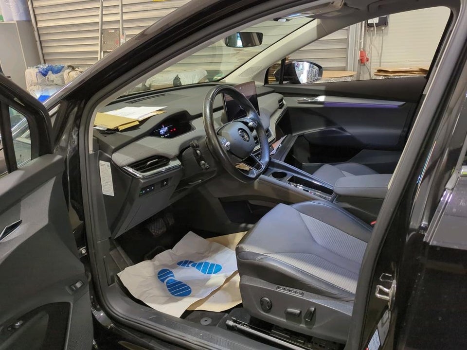 Skoda Enyaq 80 iV Plus Loft 5d