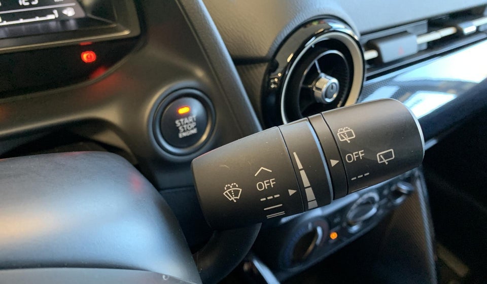 Mazda 2 1,5 e-SkyActive-G Centre-Line 5d