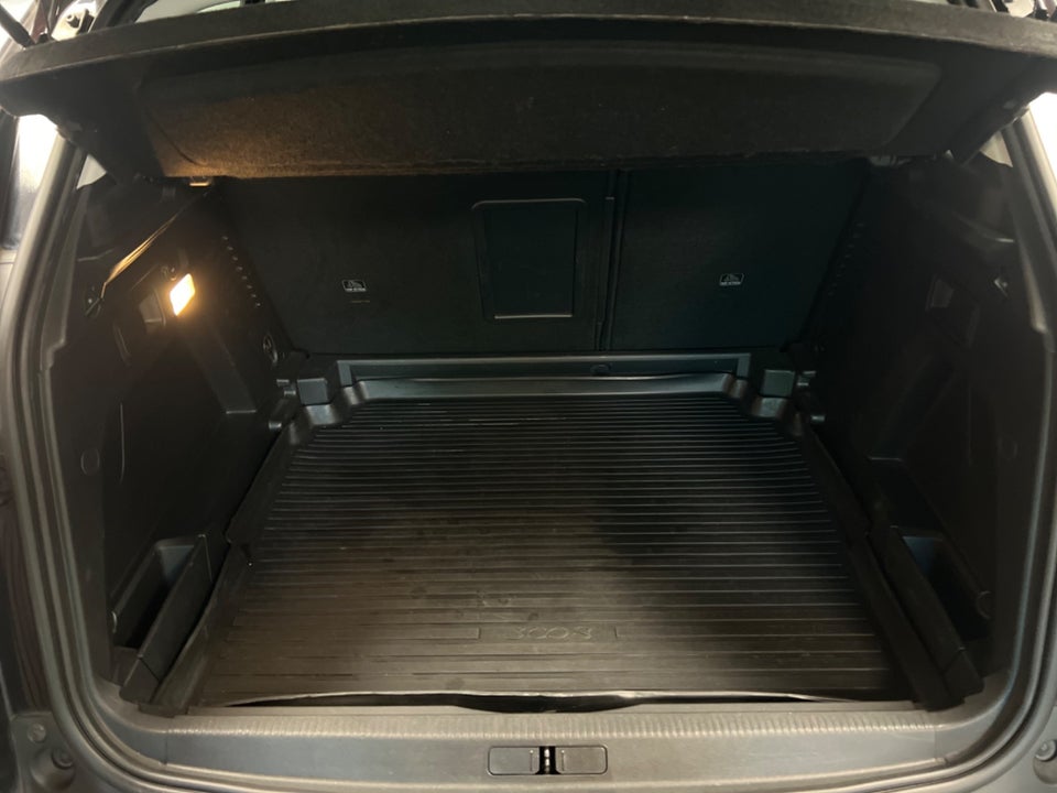 Peugeot 3008 1,5 BlueHDi 130 Allure 5d