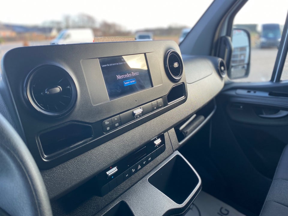 Mercedes Sprinter 317 2,0 CDi A2 Kassevogn aut. RWD