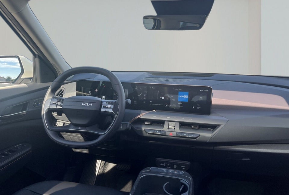 Kia EV5 81 Long Range Upgrade 5d