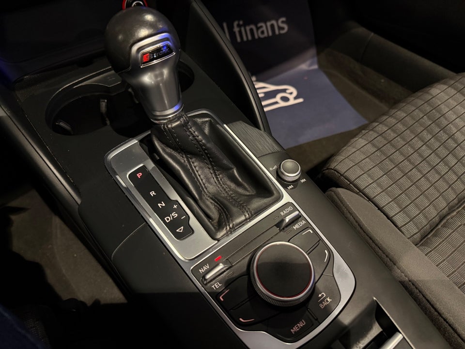 Audi A3 1,4 TFSi 125 Ambition Cabriolet S-tr. 2d