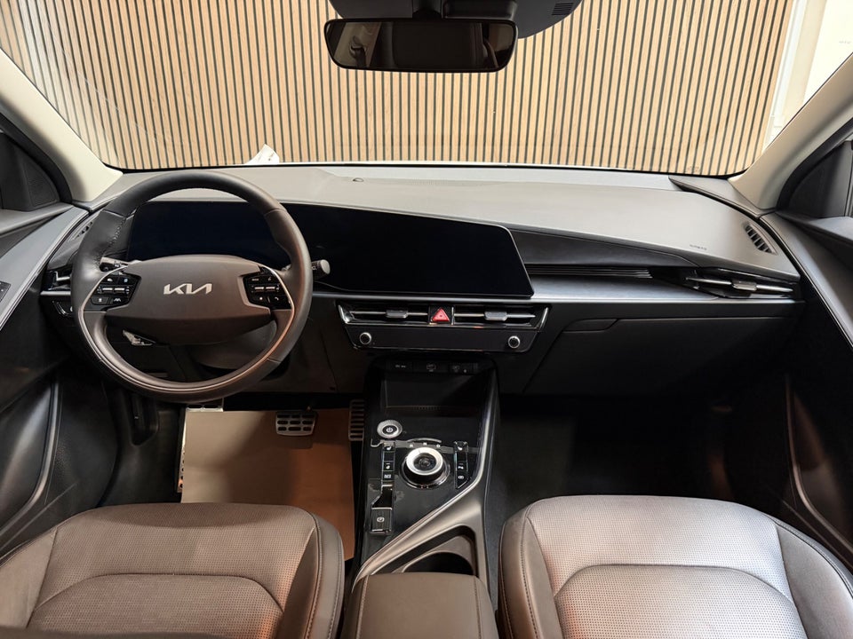 Kia Niro 64 EV Prestige 5d