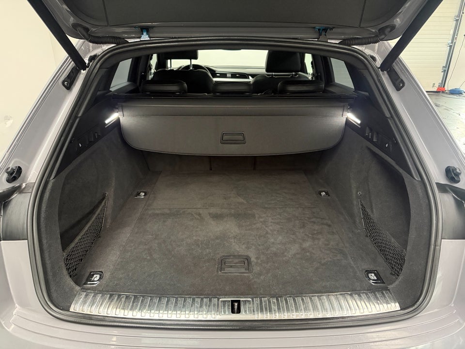 Audi e-tron 55 Advanced quattro 5d