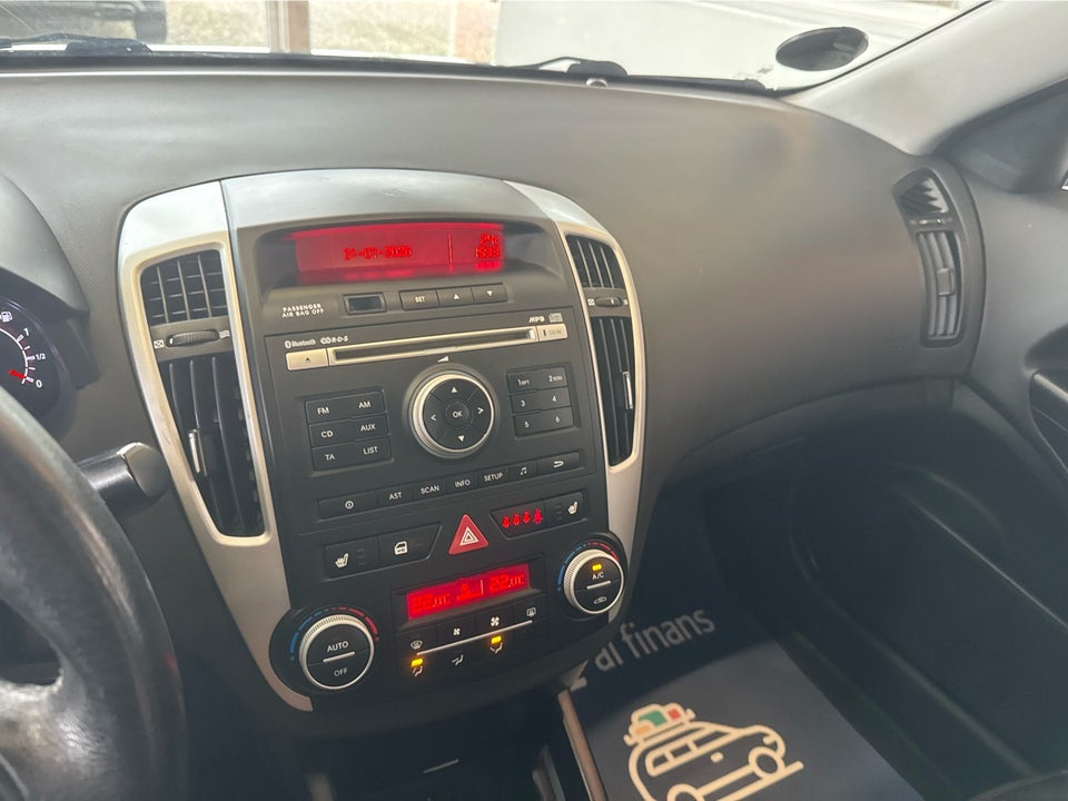 Kia Ceed 1,6 CRDi 90 Exclusive SW 5d