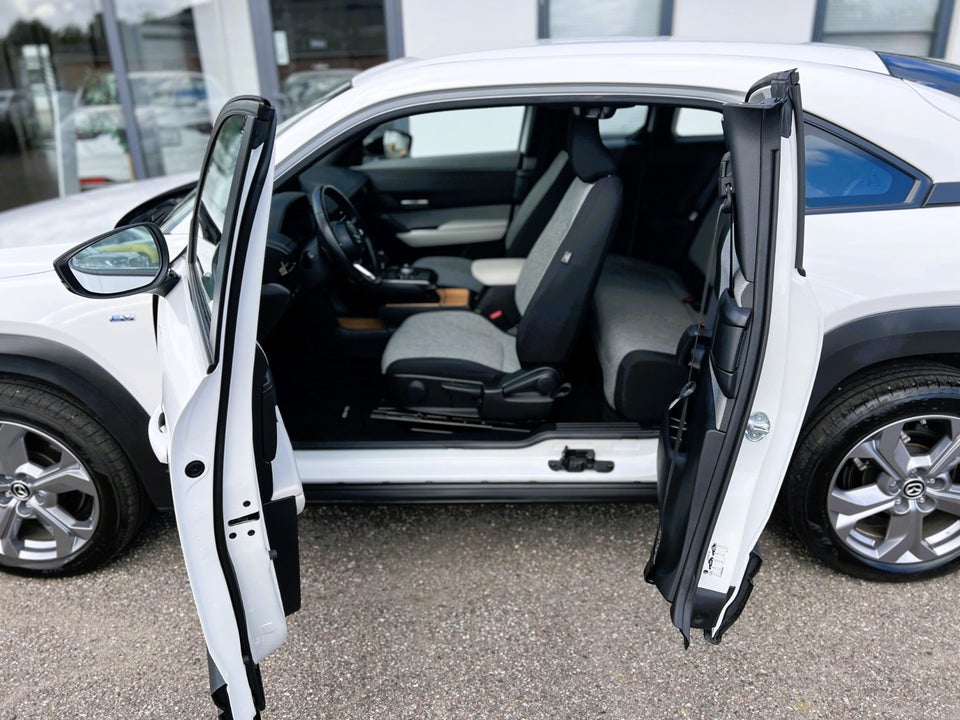 Mazda MX-30 e-SkyActiv Advantage 5d
