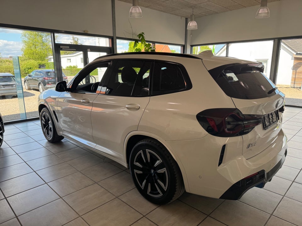 BMW iX3 Charged M-Sport 5d