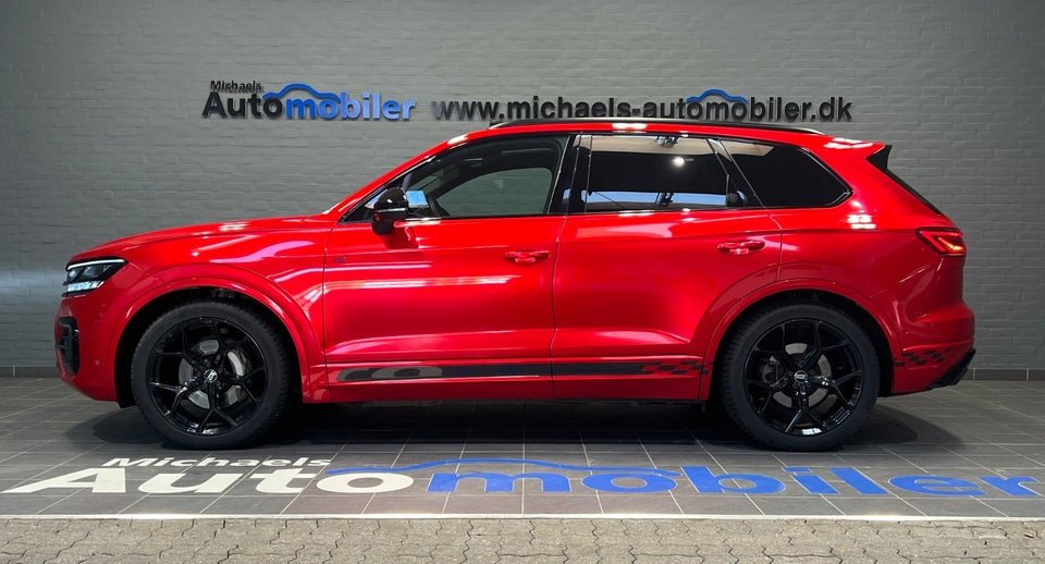 VW Touareg 3,0 TDi 286 R-line aut. 4Motion 5d