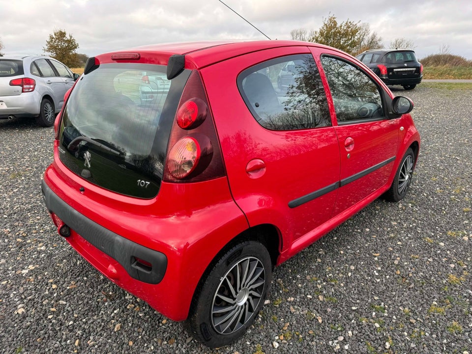 Peugeot 107 1,0 Active 5d