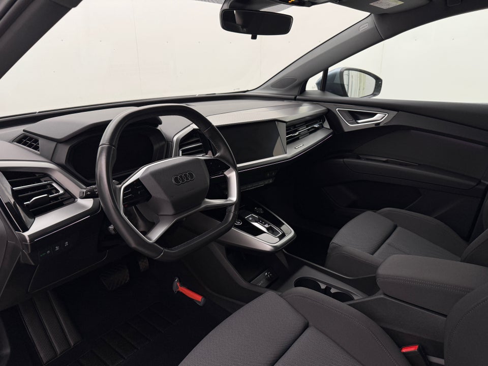 Audi Q4 e-tron 40  5d