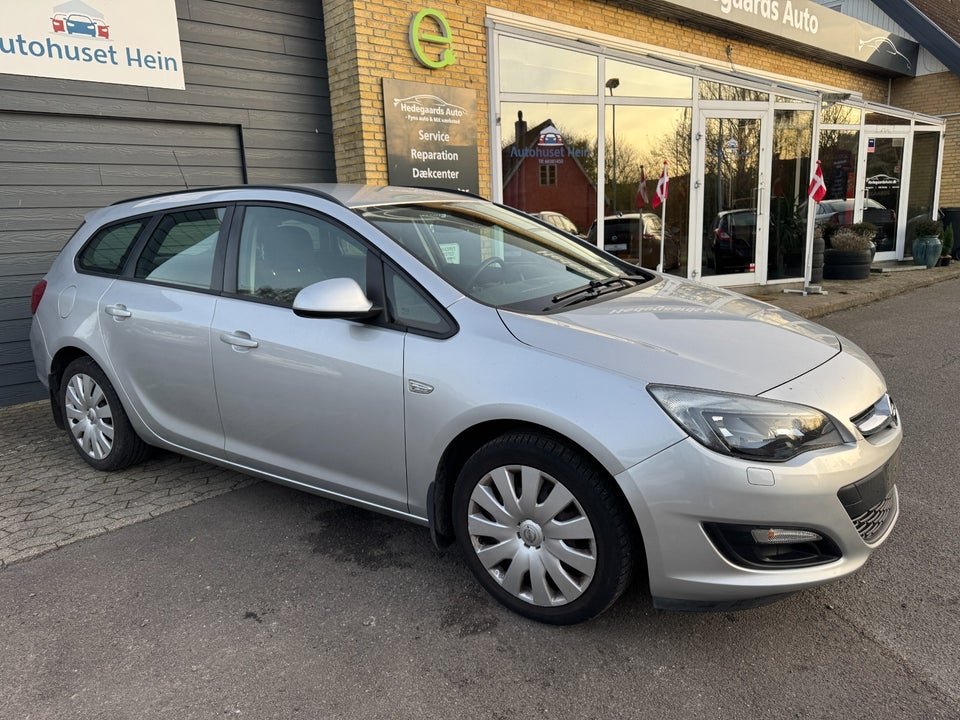 Opel Astra 1,4 T 140 Enjoy Sports Tourer 5d