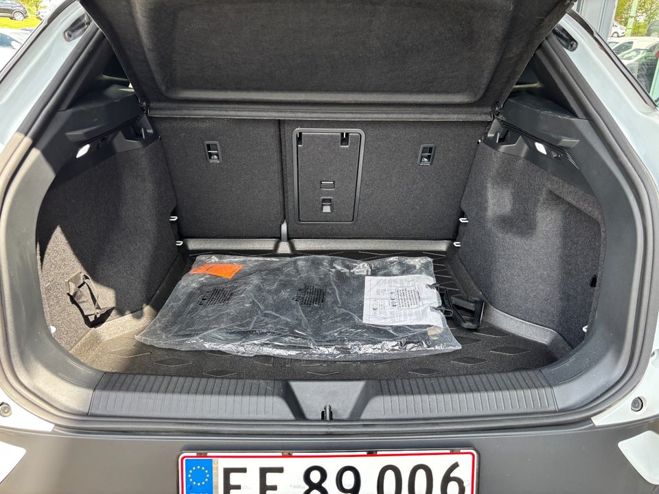 VW ID.4 77 Style 4Motion 5d