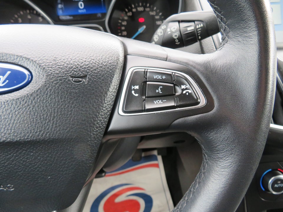 Ford Focus 1,0 SCTi 125 Titanium stc. 5d