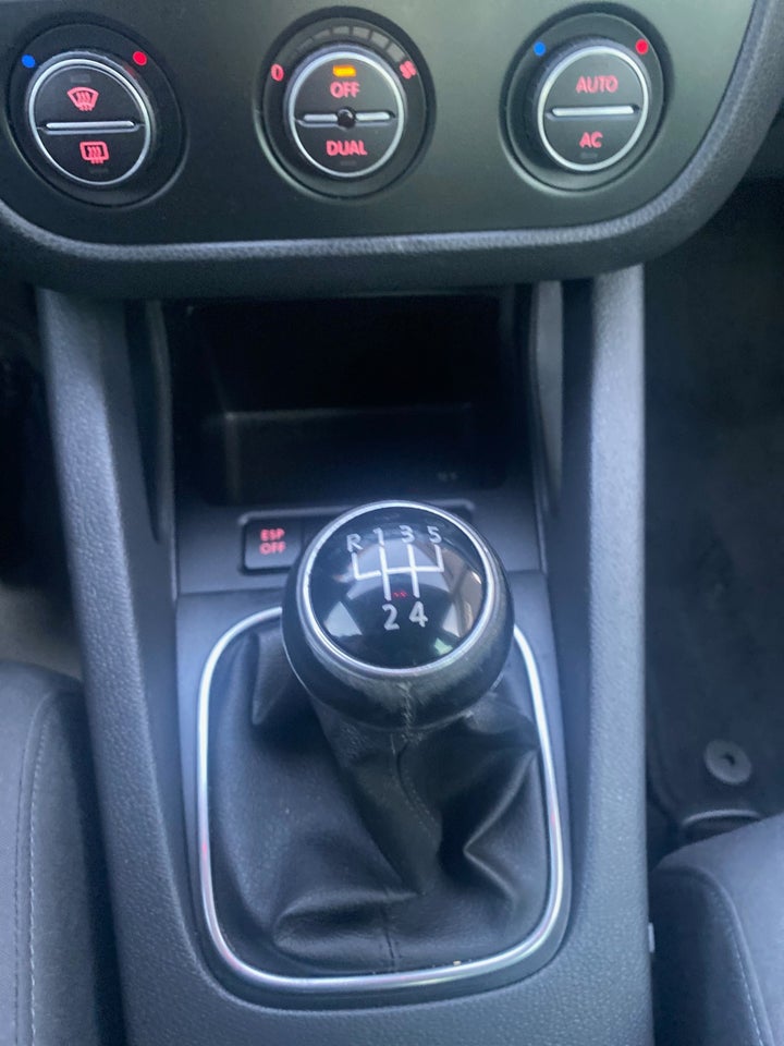 VW Golf V 1,6 GT Sport 5d