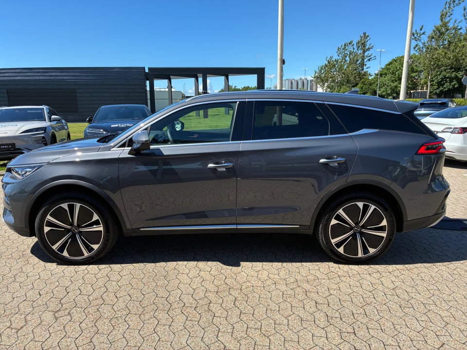 BYD Tang 109 Flagship AWD 7prs 5d