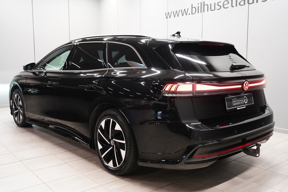 VW ID.7 86 Pro S Tourer 5d