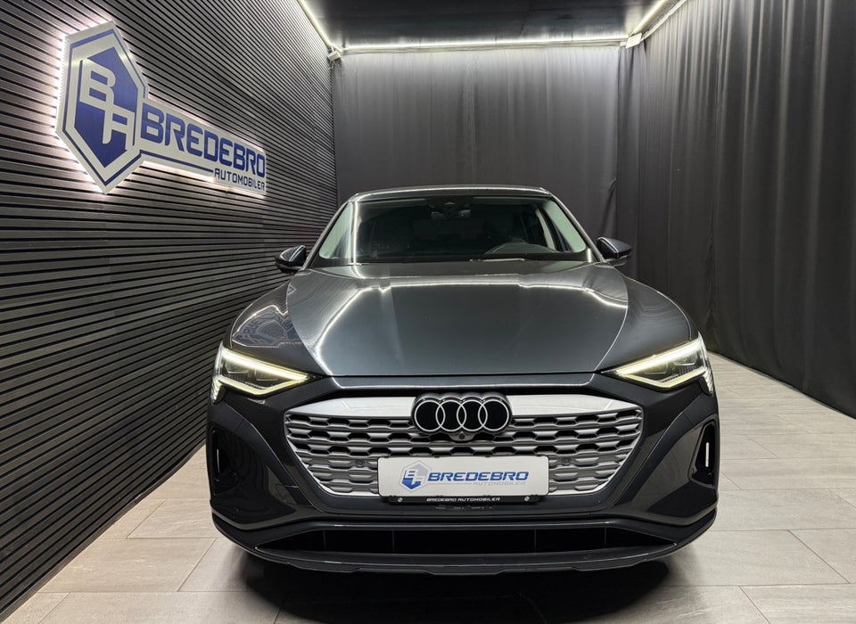 Audi Q8 e-tron 55 Advanced quattro 5d