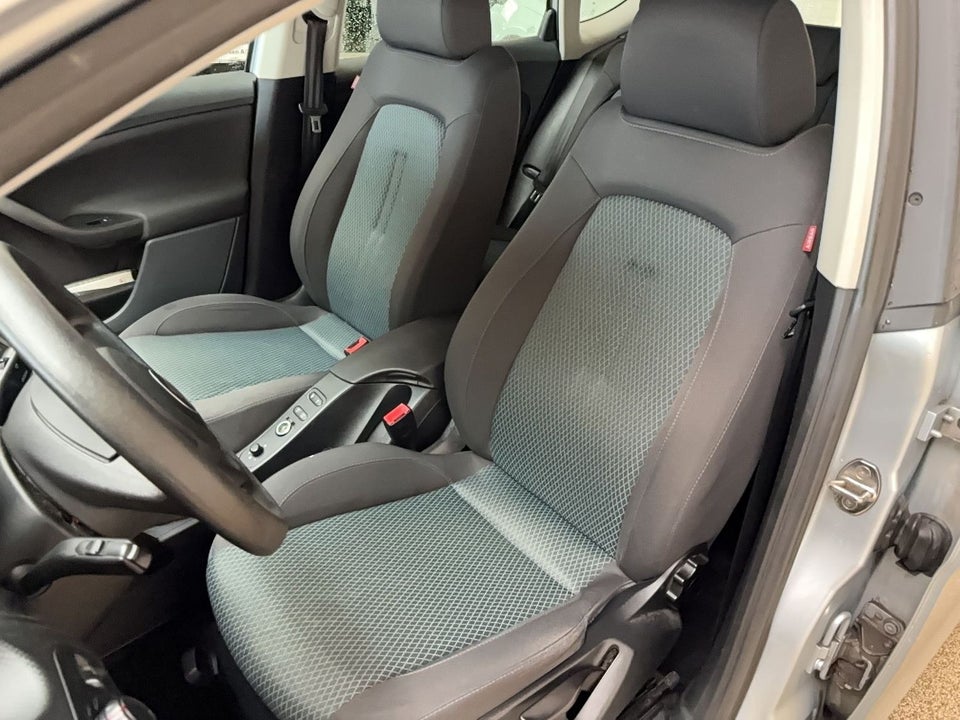 Seat Altea XL 1,6 Stylance 5d