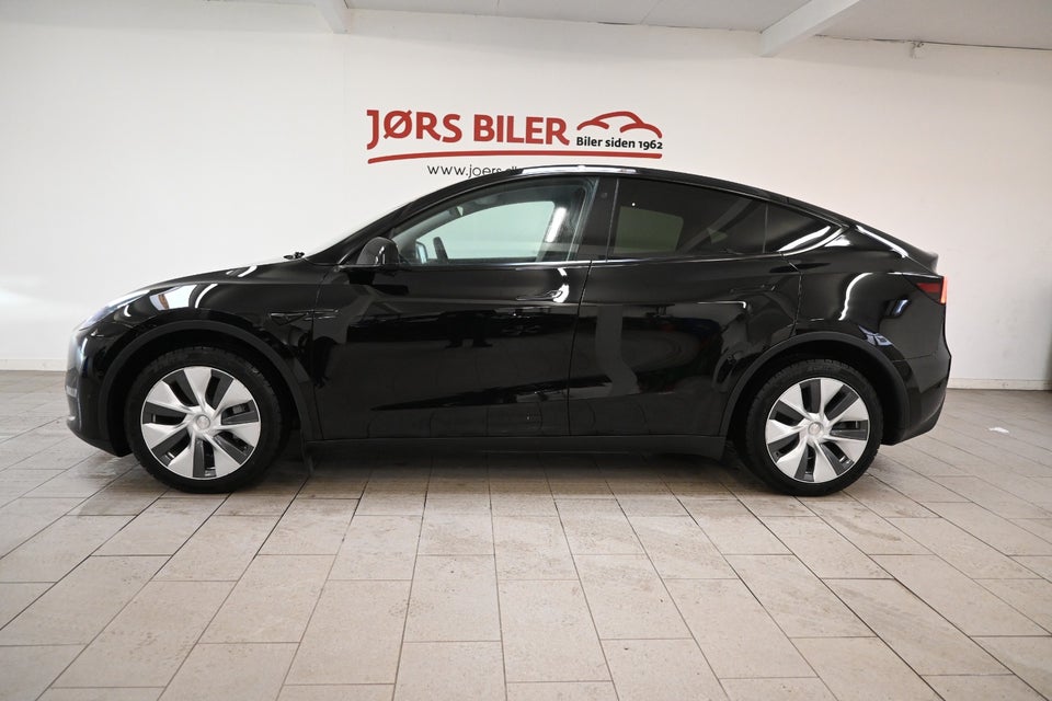 Tesla Model Y Long Range AWD 5d