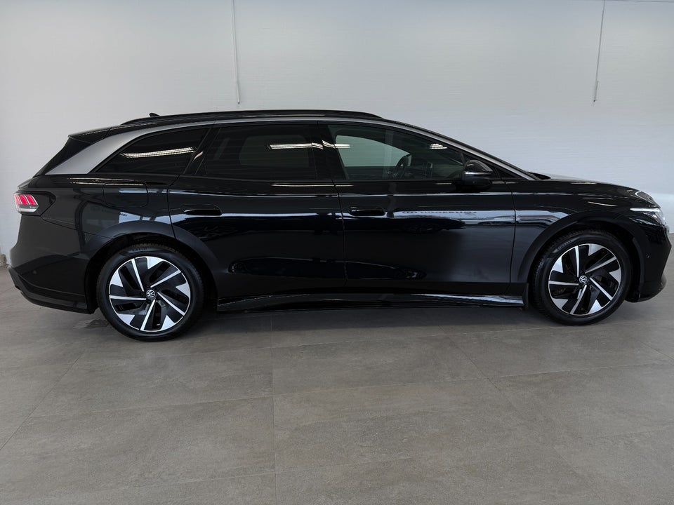 VW ID.7 77 Pro Tourer 5d