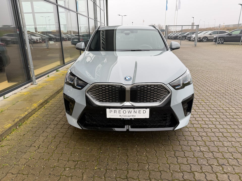 BMW iX2 xDrive30 Fully Charged 5d