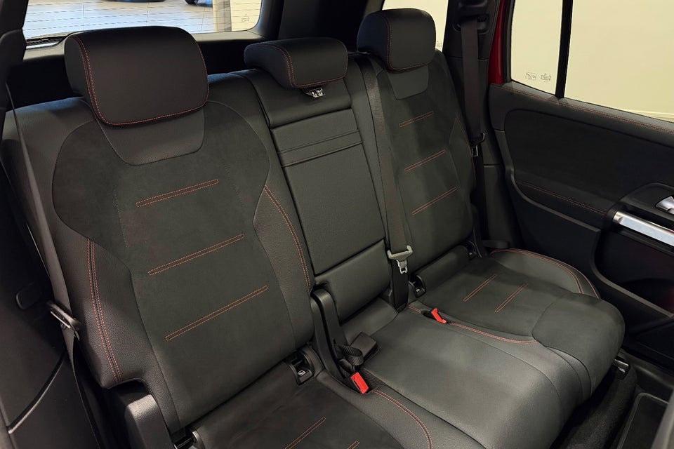 Mercedes EQB300 AMG Line 4Matic 5d