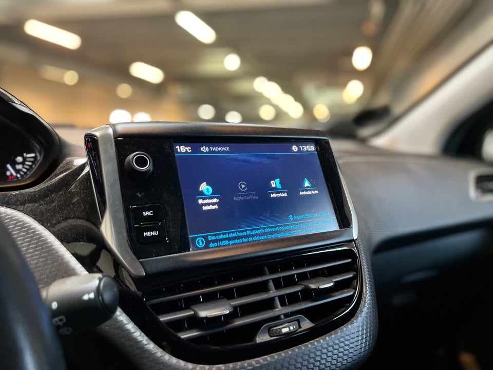 Peugeot 208 1,6 BlueHDi 100 Allure Sky 5d