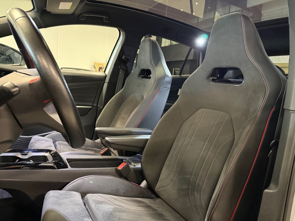 VW ID.5 77 GTX 75 Years Edition 4Motion 5d