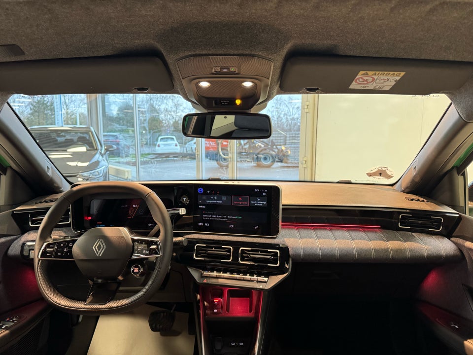 Renault 5 E-Tech 52 Techno 5d