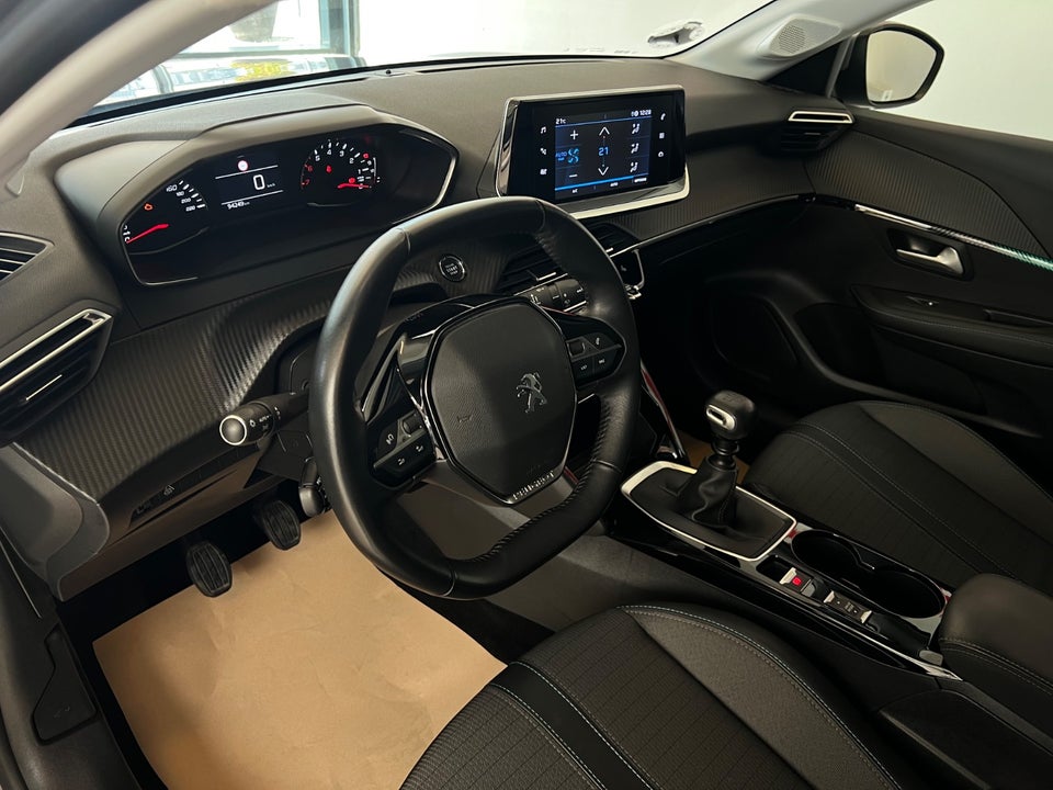 Peugeot 208 1,2 PureTech 100 Active 5d