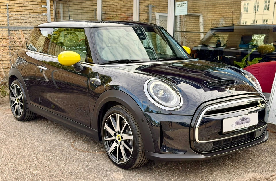 MINI Cooper SE Resolute Edition 3d